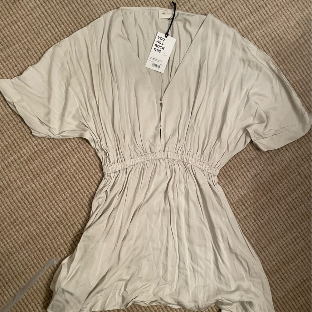 MIKUTA Light Short Chill Dress